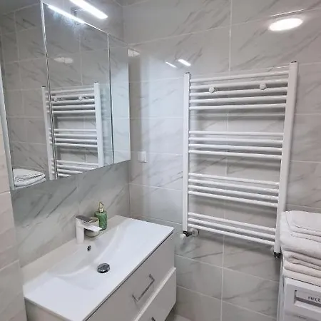 Travelway Apartment